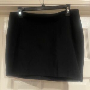 Express Black Mini Skirt - Sleek Straight Cut